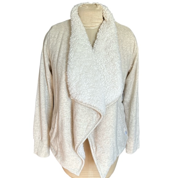 Abercrombie & Fitch Oatmeal Heathered Sherpa Lined Jacket Size Medium - Picture 2 of 11